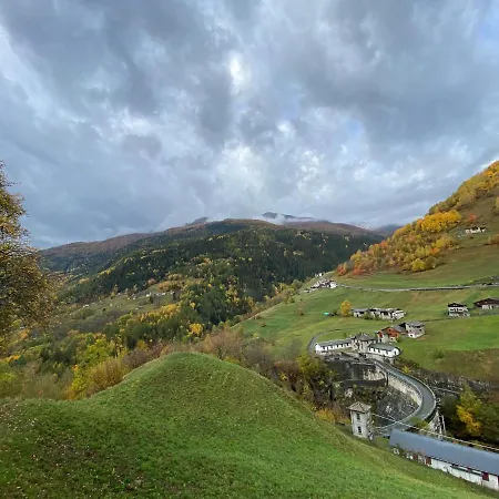Valtellina. Relax Nel Cuore Delle Alpi Grosio